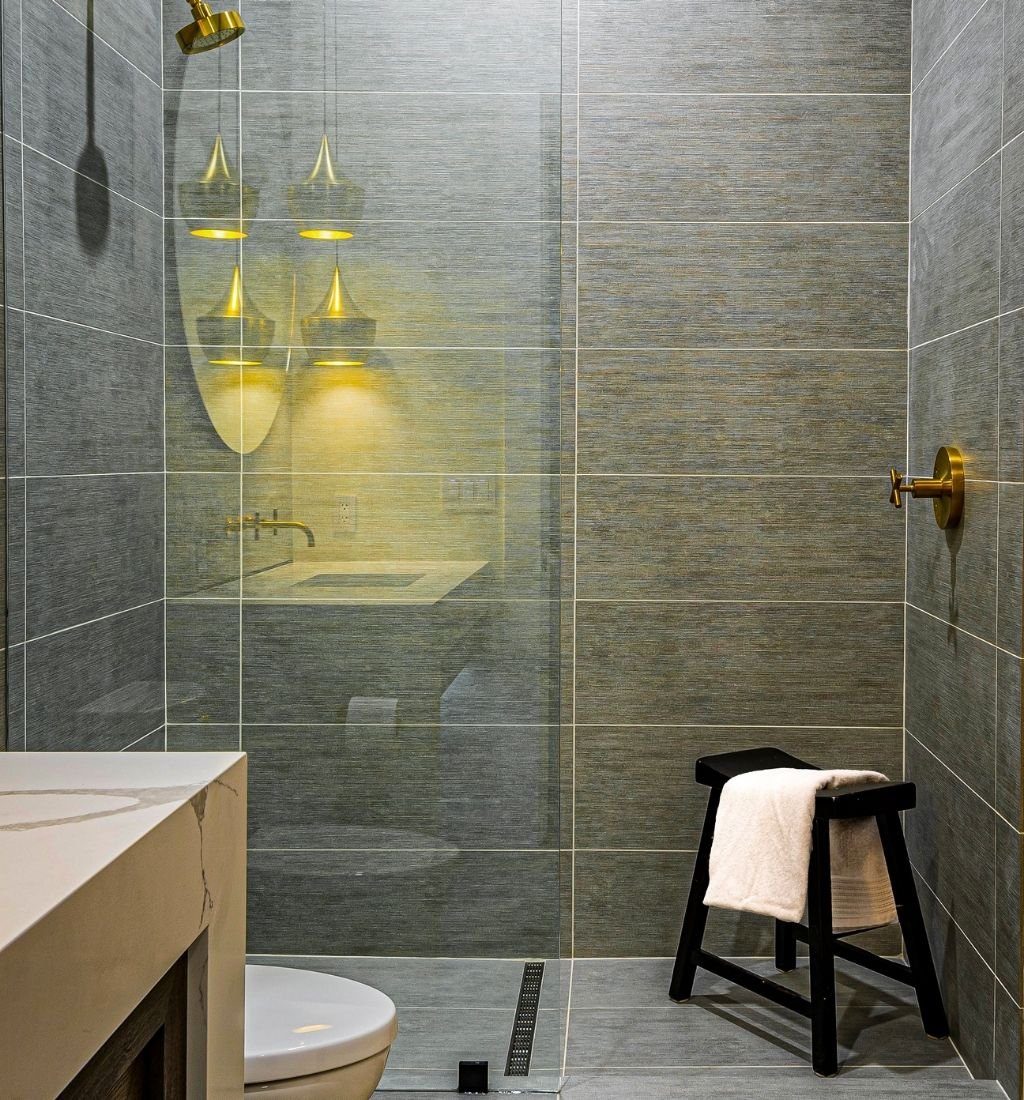 bathroom fitters SW19 1RG
